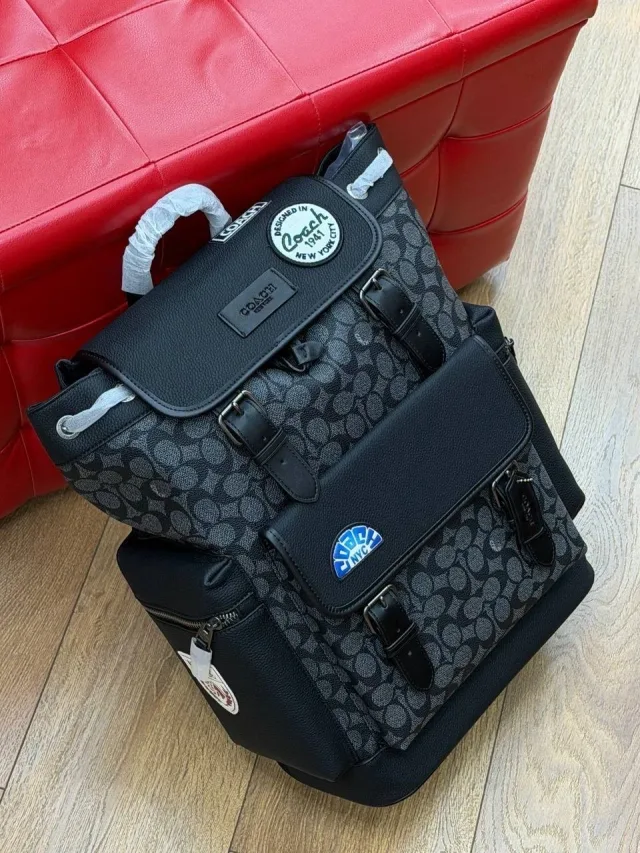 Рюкзак от Coach