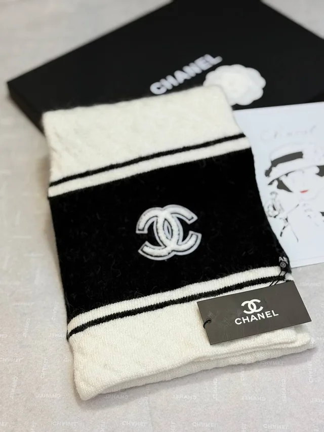 Зимний комплект от Chanel