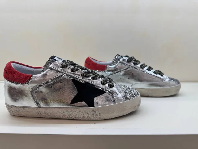 Кроссовки Golden Goose