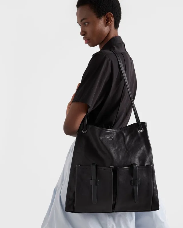 Сумка из кожи Prada