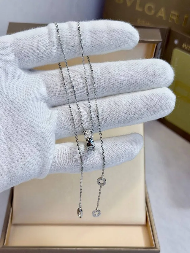 Колье от Bvlgari