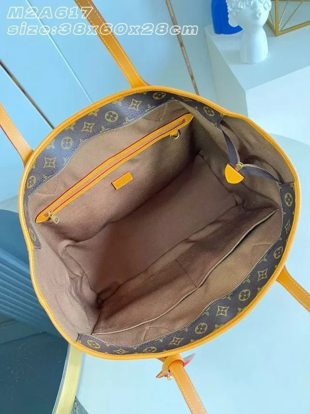 Сумка Louis Vuitton