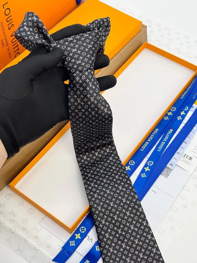 Галстук LOUIS VUITTON