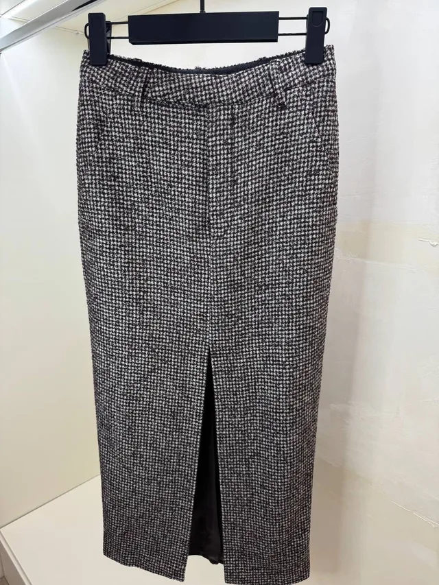 Костюм с юбкой Brunello Cucinelli
