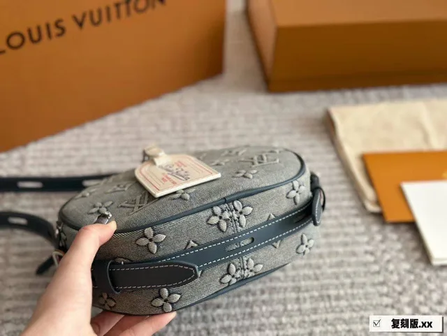 Сумка Louis Vuitton