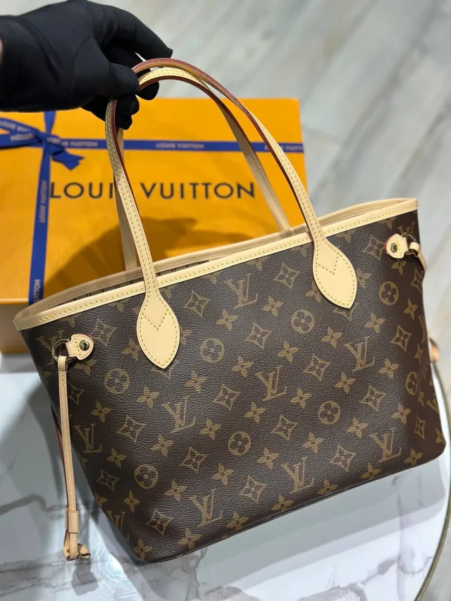 Сумка Louis Vuitton Neverfull PM