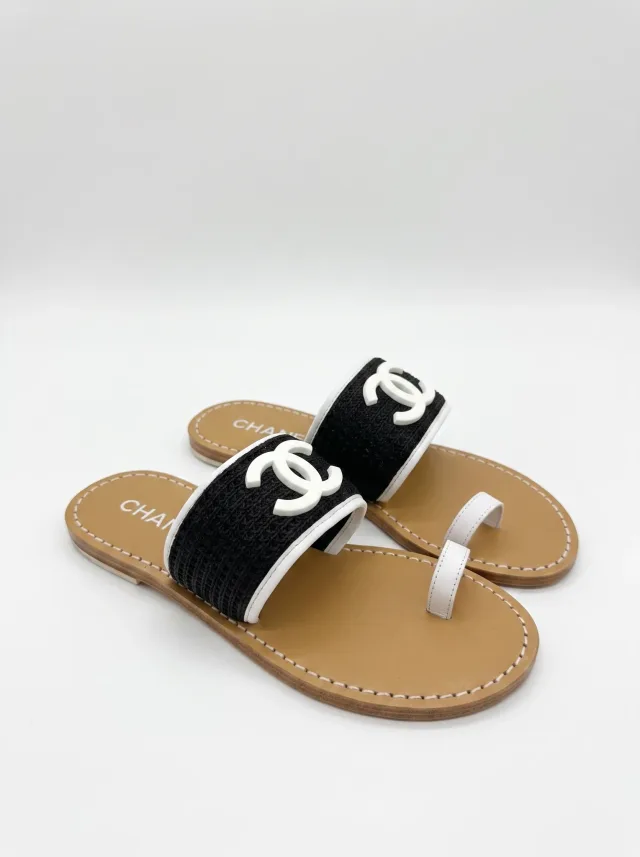 Шлепки Chanel