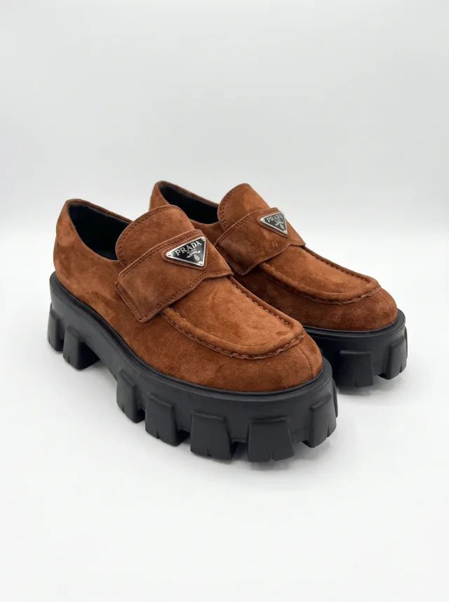 Лоферы Prada