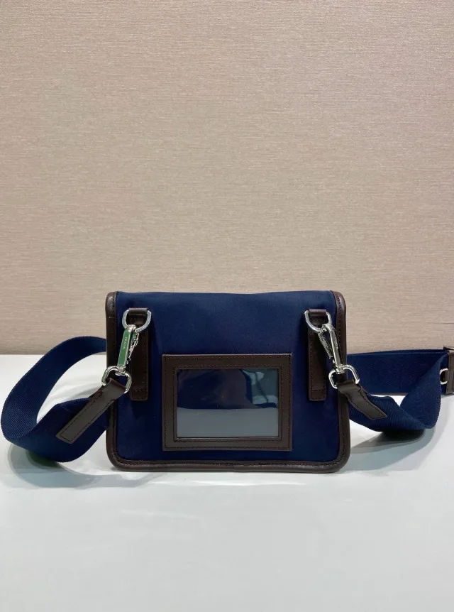 Сумка Prada