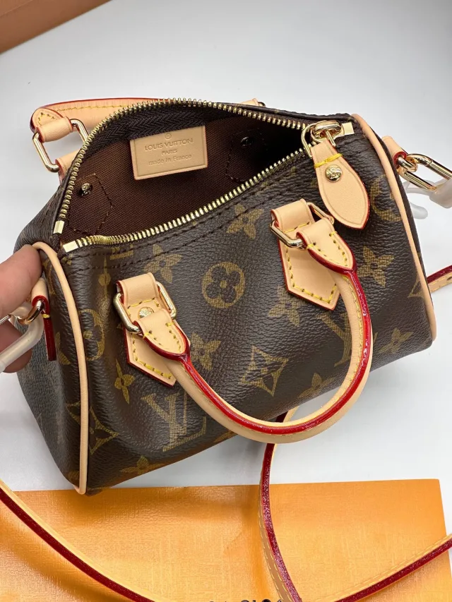 Сумка Louis Vuitton