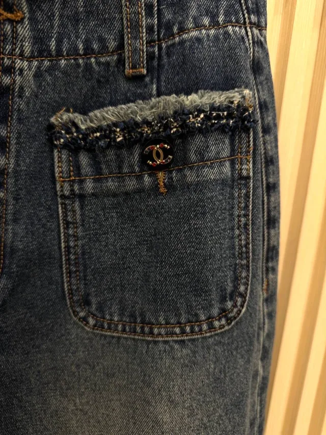 Джинсы Chanel