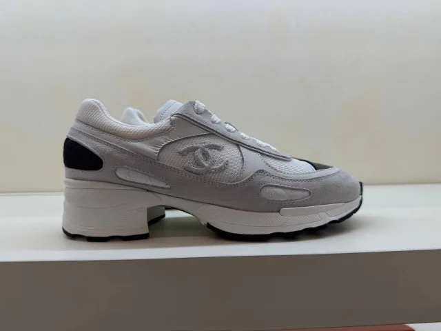Кроссовки Chanel