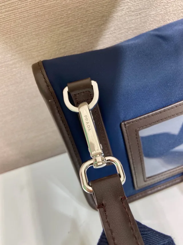 Сумка Prada