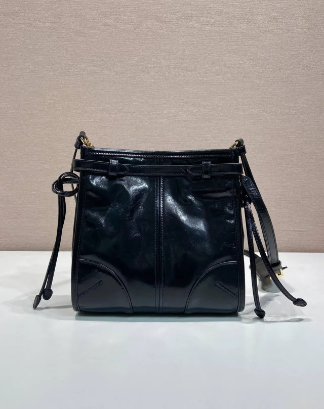 Сумка Prada