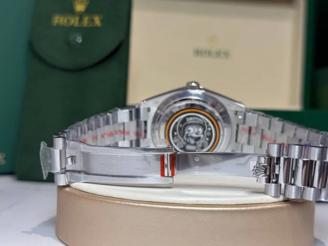 Часы от Rolex Day-Date