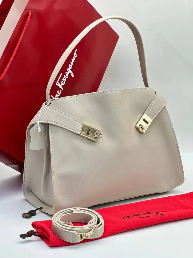 Сумка Salvatore Ferragamo