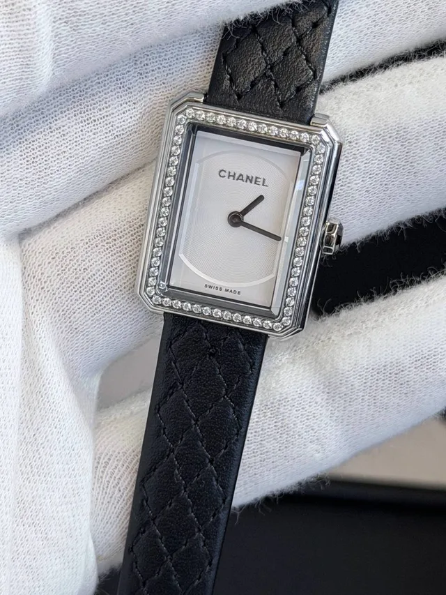 Часы CHANEL