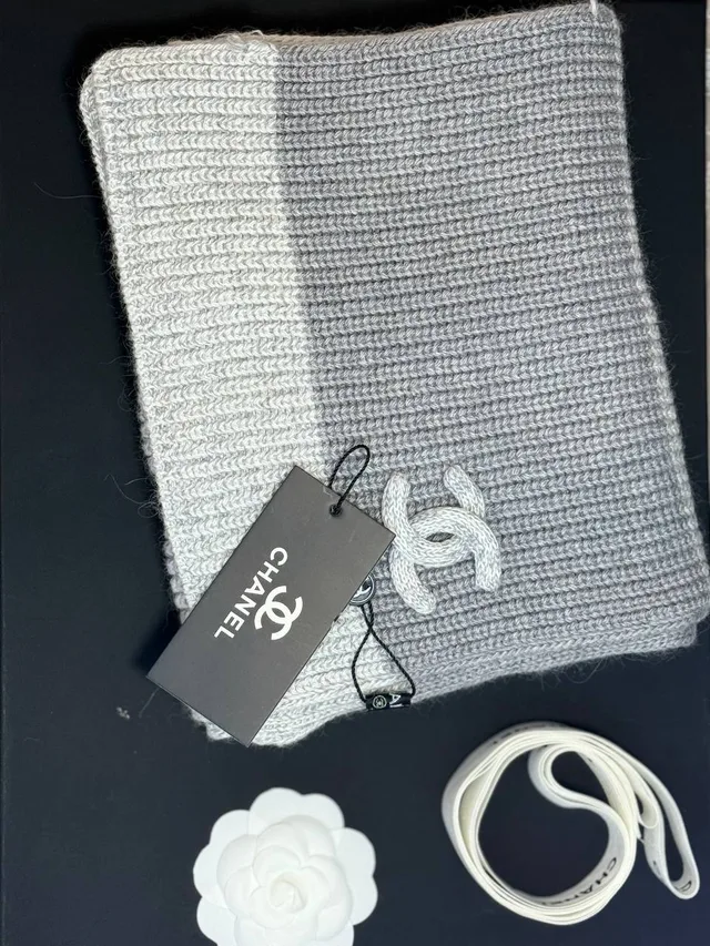 Зимний комплект от Chanel