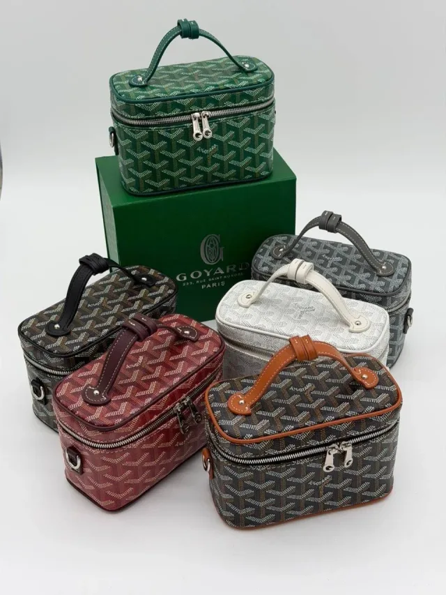 Goyard Косметички