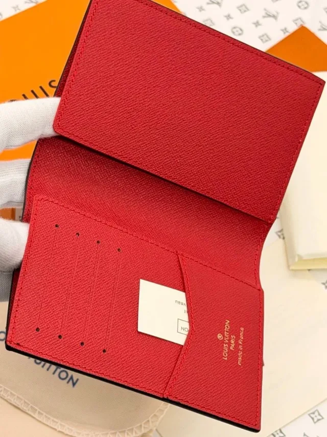 Обложка на паспорт Louis Vuitton