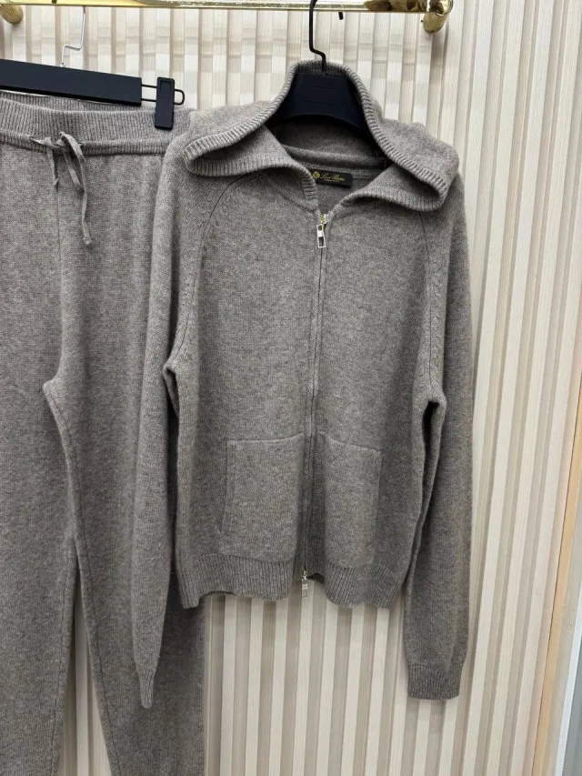 Костюм Loro Piana