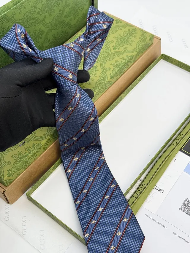 Галстук Gucci