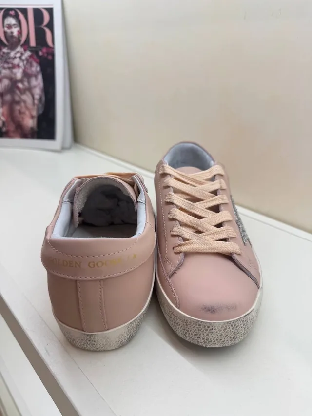 Кроссовки Golden Goose