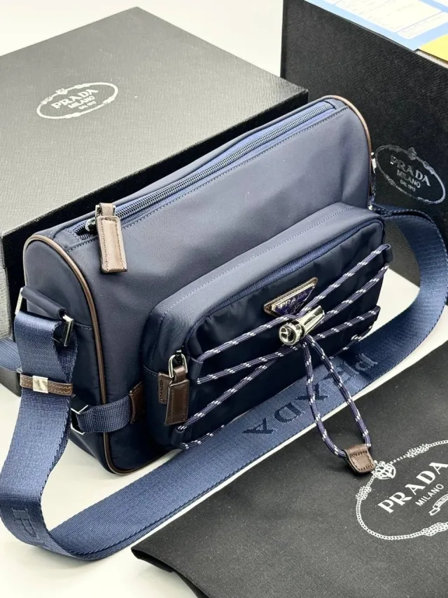 Сумка Prada