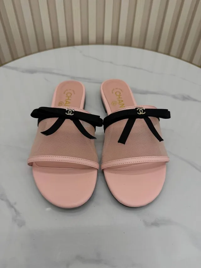 Шлепки Chanel