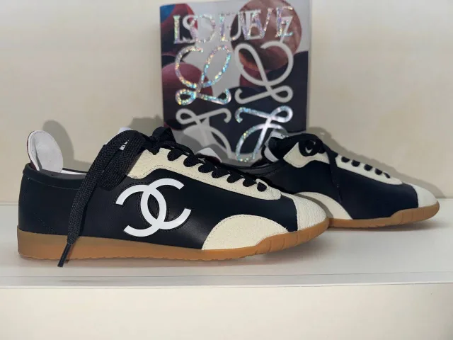 Кроссовки Chanel