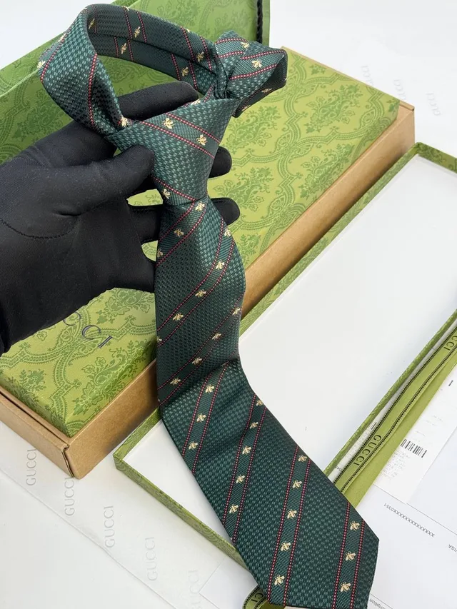 Галстук Gucci