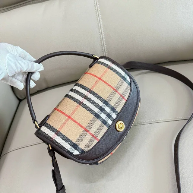 Сумка Burberry