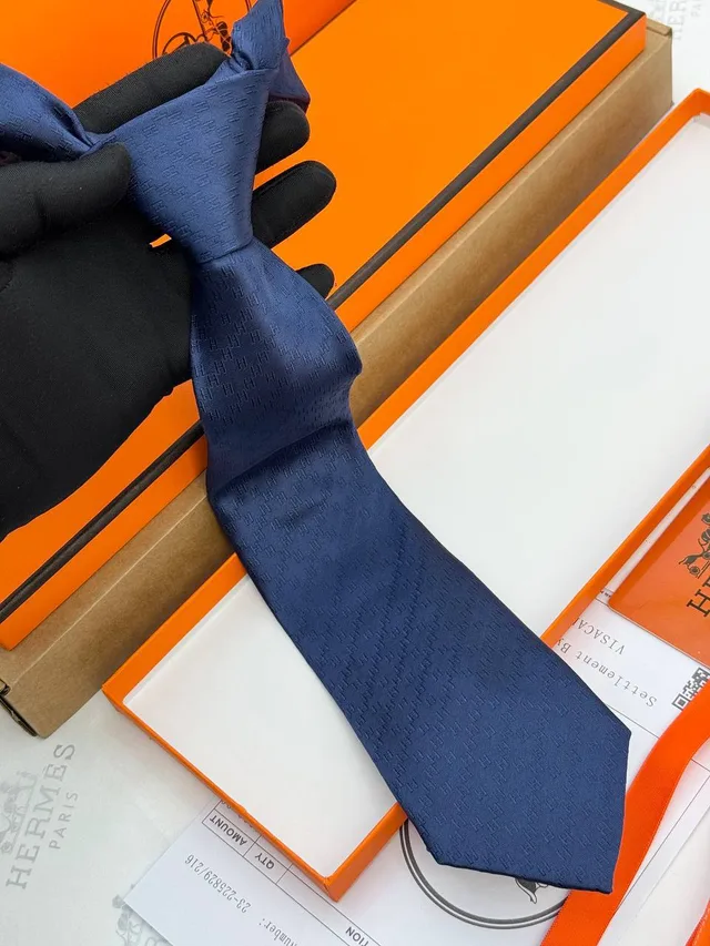 Галстук Hermes