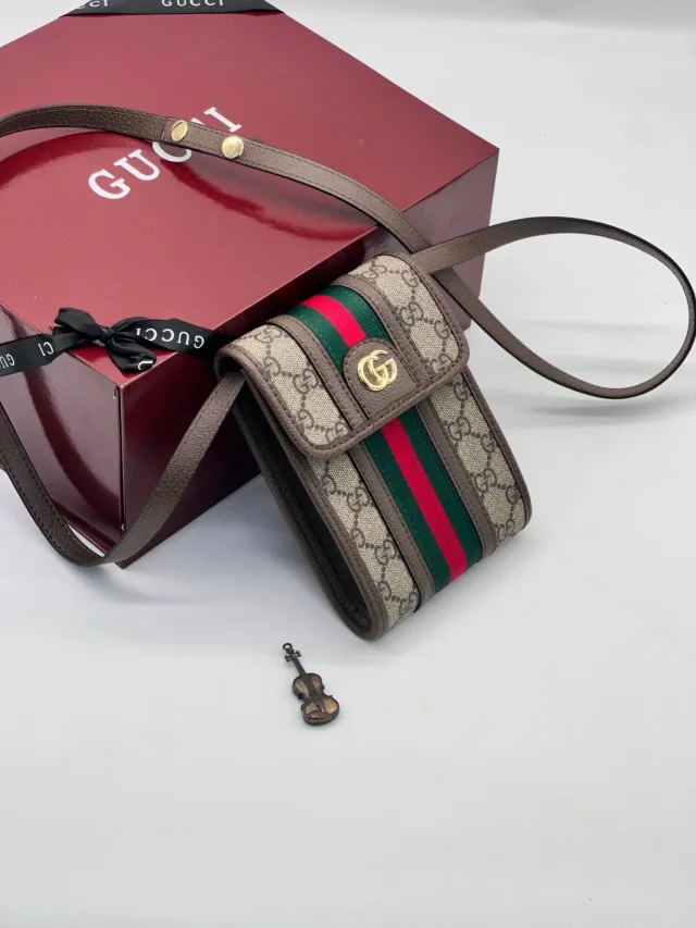Сумка под телефон Gucci