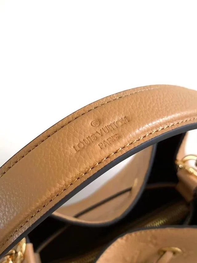 Сумка Louis Vuitton