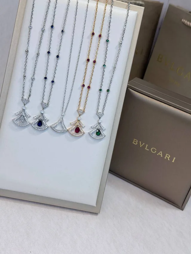 Ожерелье Bvlgari