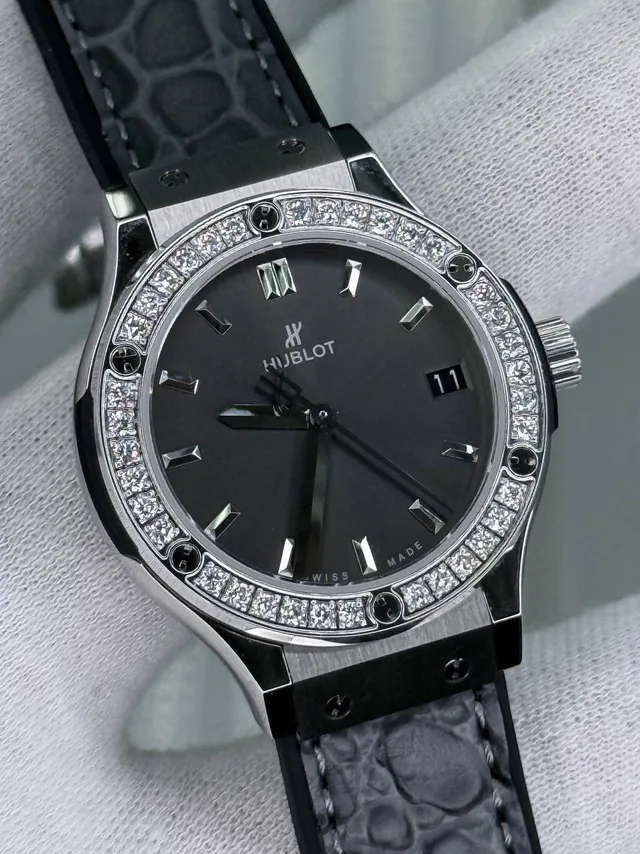 Часы HUBLOT