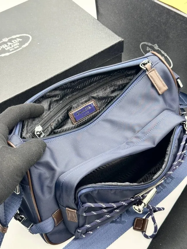 Сумка Prada