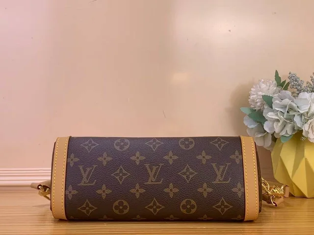 Сумка Louis Vuitton