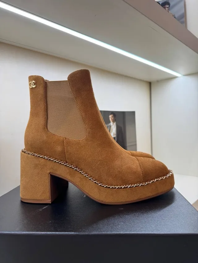 Ботинки Chanel