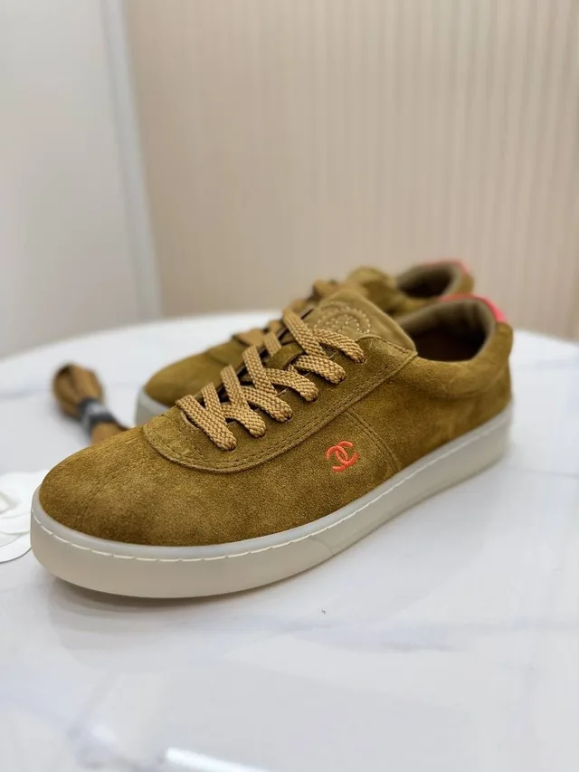 Кроссовки Chanel