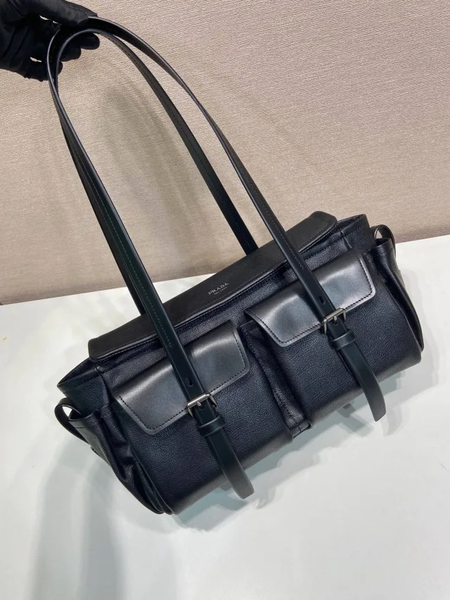 Сумка Prada