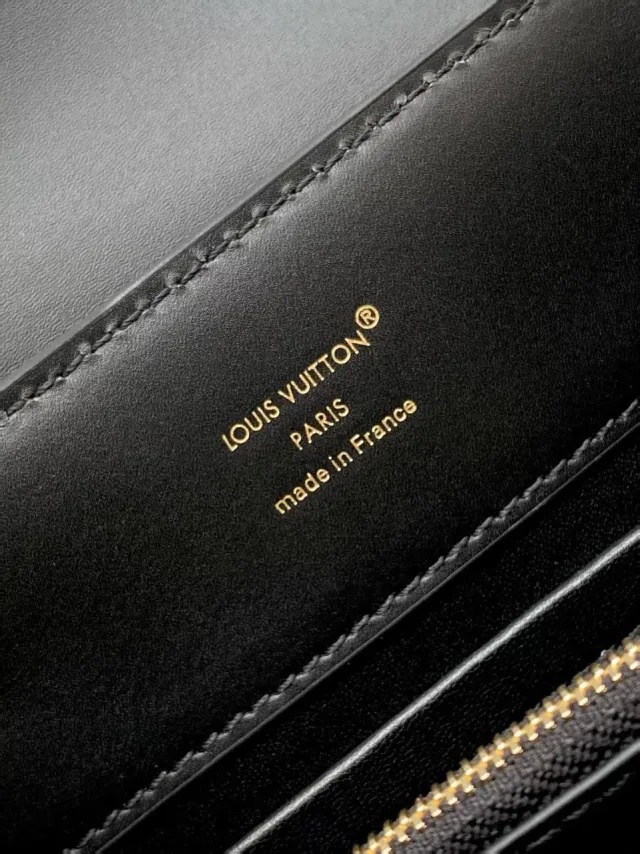 Сумка Louis Vuitton