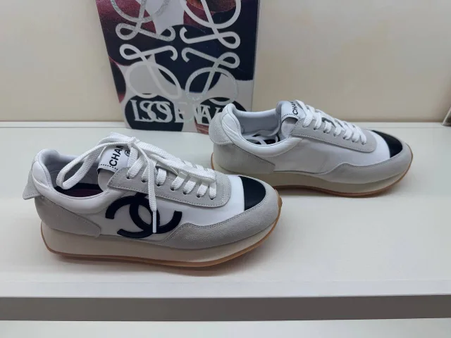 Кроссовки Chanel