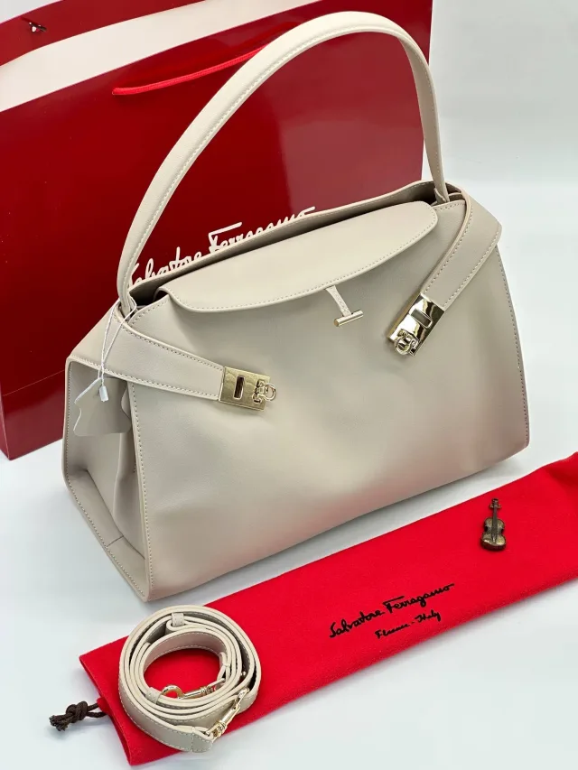 Сумка Salvatore Ferragamo