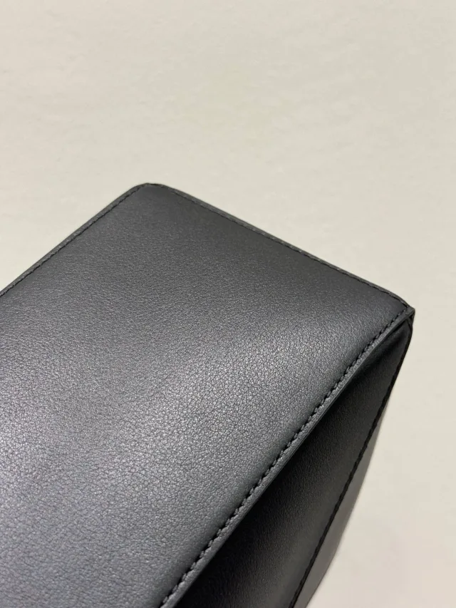 Loewe Puzzle
