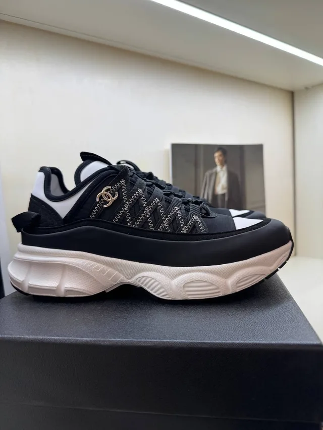 Кроссовки Chanel