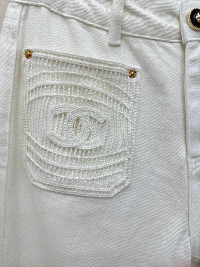 Джинсы Chanel
