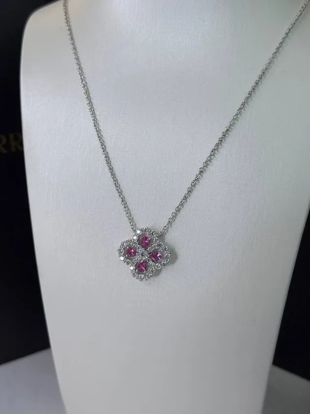 Серьги Harry Winston