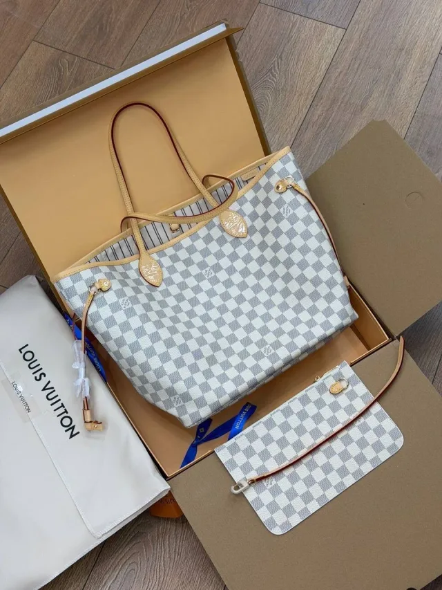 Шоппер Louis Vuitton